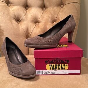 Beautiful truffle colored suede pumps.